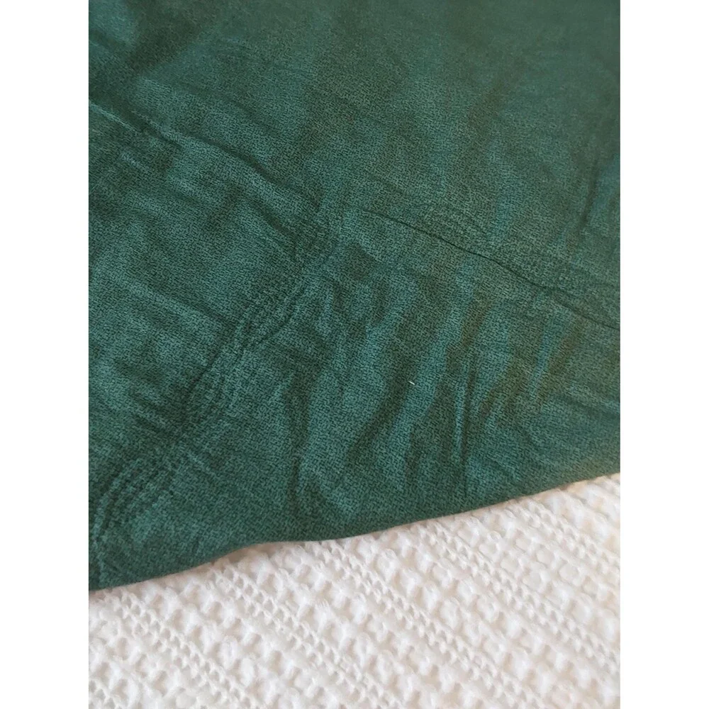 Tulip Pattern Quilted Throw